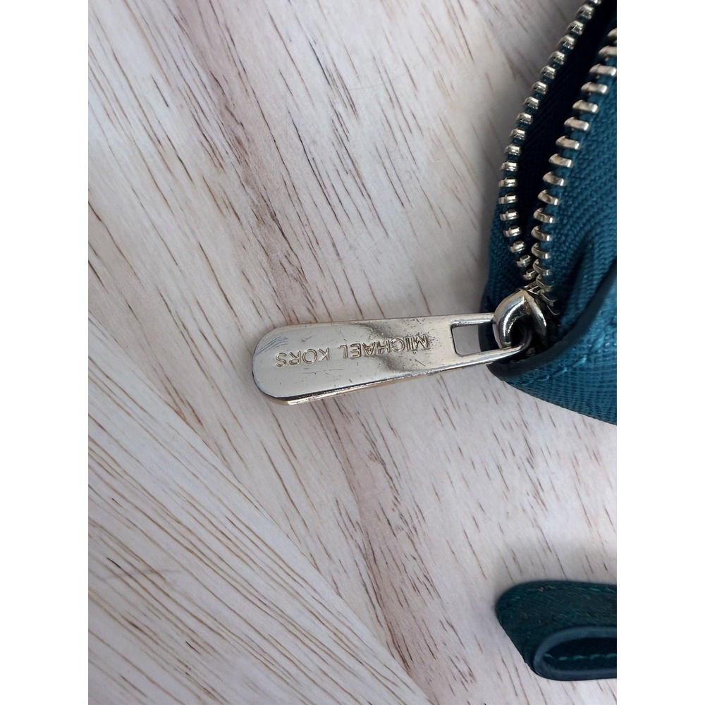 Michael Kors Silver Zip-Around Wallet‎ w/ Zipper Logo, Credit Card Teal #66 - Picture 8 of 9